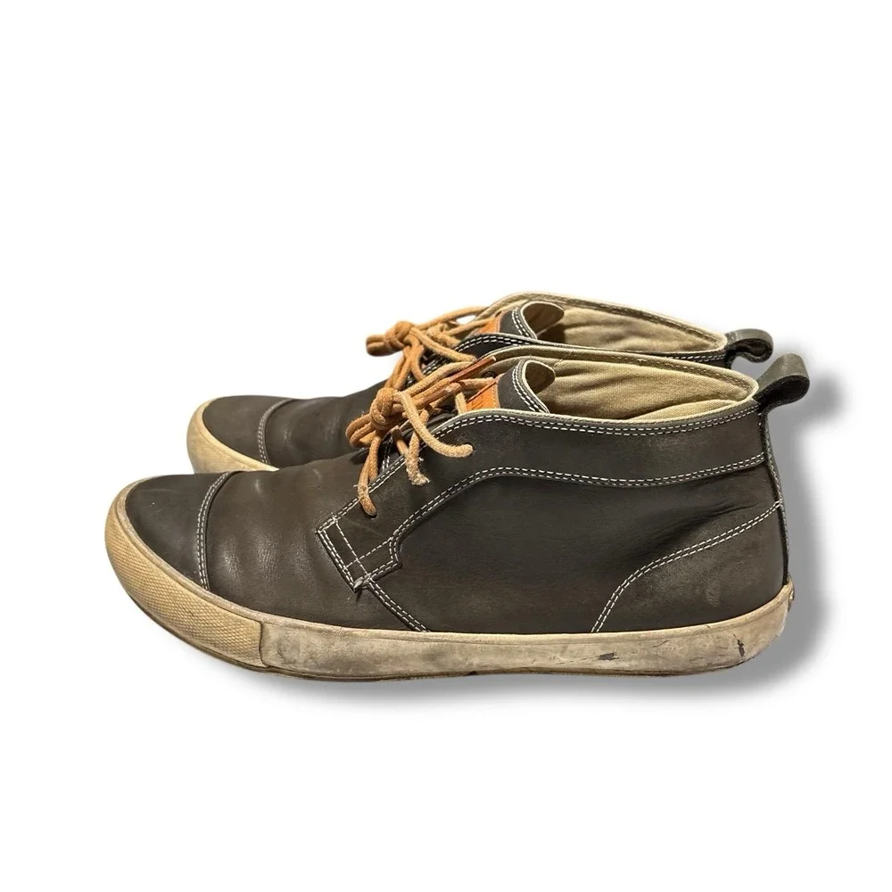 Fossil Men's Gray Leather Chukka Boots Rare‎ SAMPLE Size 9